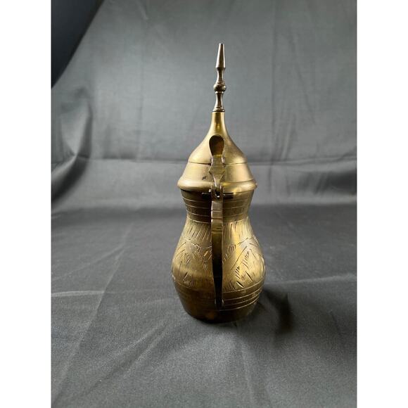 8" ANTIQUE ISLAMIC ORIENTAL BRASS BRONZE JUG PITCHER IBRIK TEAPOT MIDDLE EAST - Picture 4 of 12